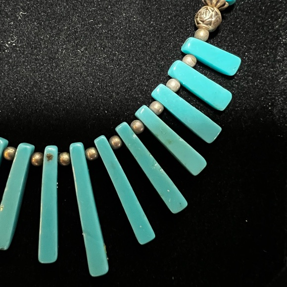 Beautiful Turquoise Silver necklace - Picture 12 of 13